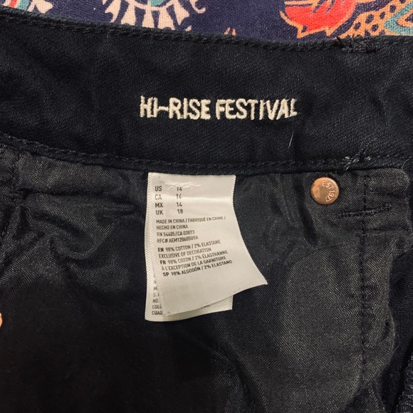 American Eagle Black hi-rise festival Shorts Size 14 - Picture 3 of 3